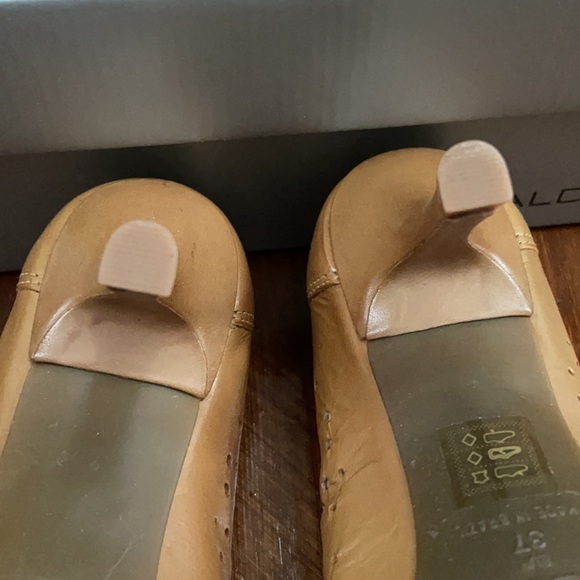 Aldo Vevina Pointy Toe Leather Heels - Picture 6 of 7